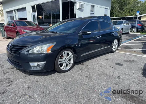2014 Nissan Altima z USA, uszkodzony, nr VIN 1N4BL3AP4EC903082